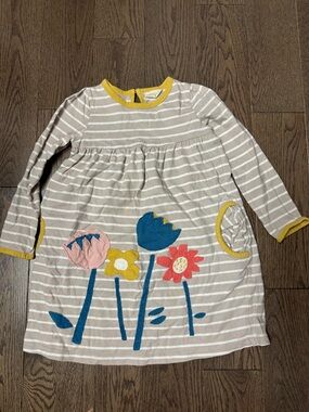 Mini Boden Taupe and White Striped Dress with Mustard Neck Trim size 4/5